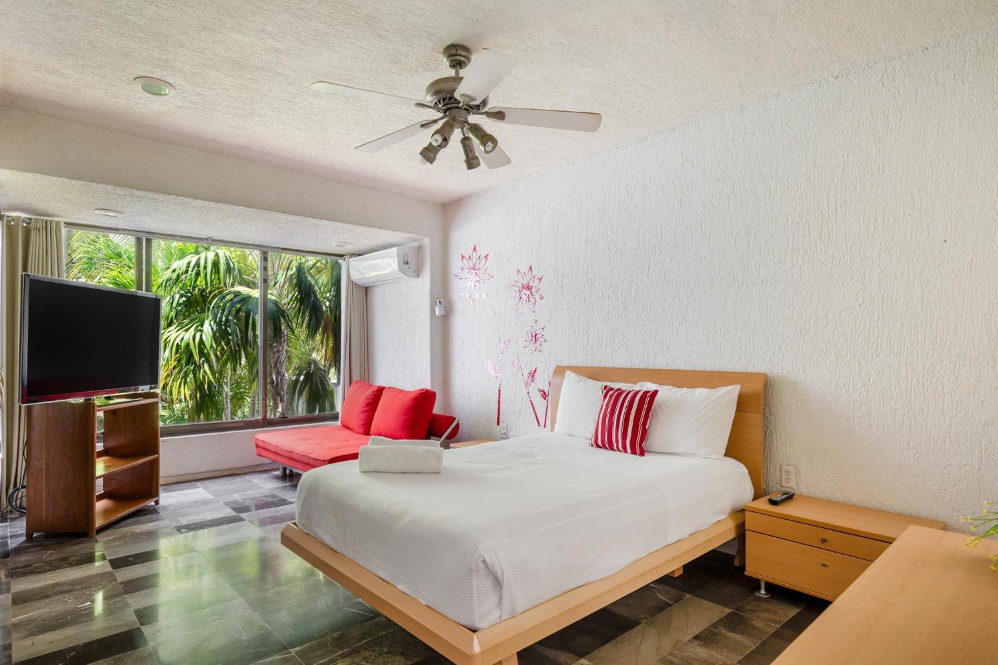 Large House - Walking To Beach - 10 Guests! Cancún Eksteriør bilde