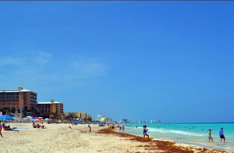 Large House - Walking To Beach - 10 Guests! Cancún Eksteriør bilde