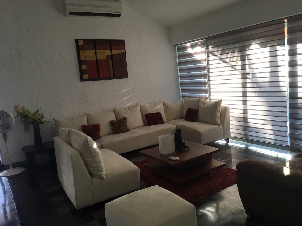 Large House - Walking To Beach - 10 Guests! Cancún Eksteriør bilde
