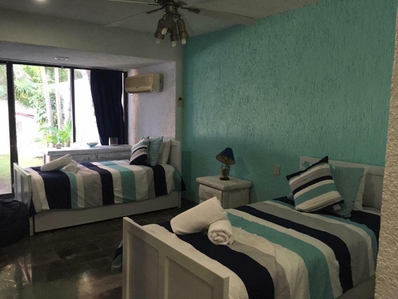 Large House - Walking To Beach - 10 Guests! Cancún Eksteriør bilde