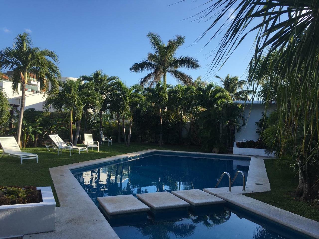 Large House - Walking To Beach - 10 Guests! Cancún Eksteriør bilde